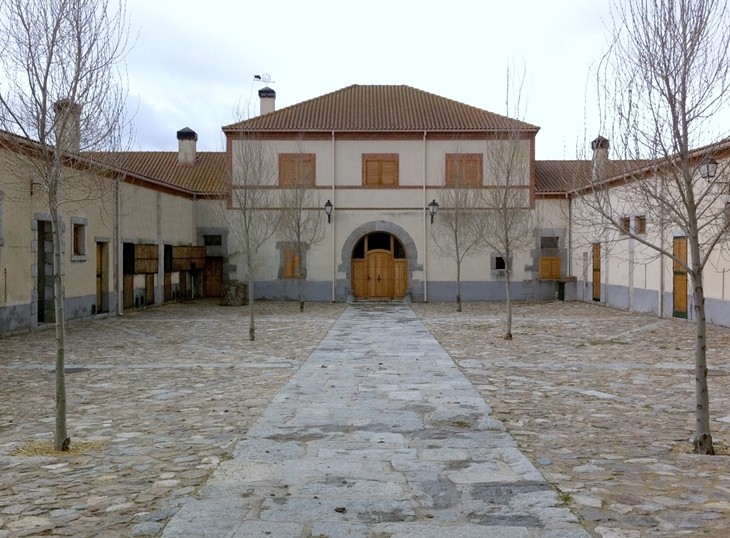Yeguada Antonio San Román, patio de caballos